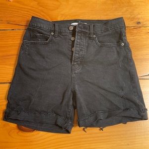 Old Navy Size 6 black jean shorts